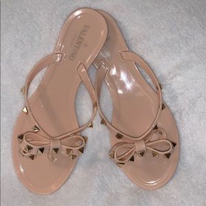 Bow Stud Sandals